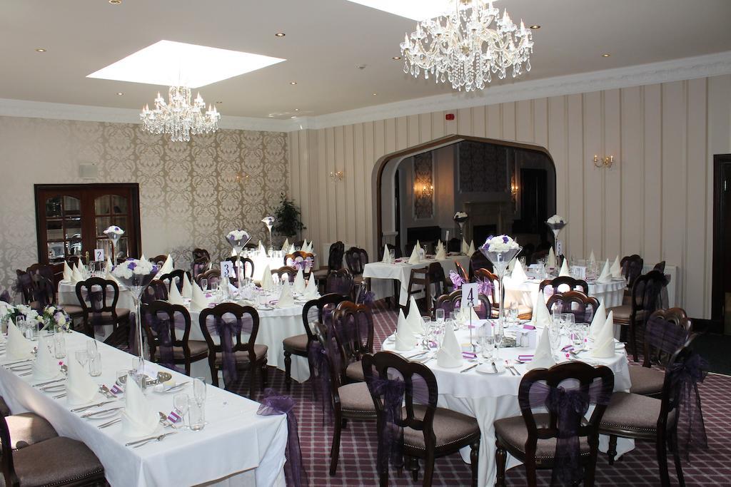 בינגלי Oakwood Hall Hotel מראה חיצוני תמונה